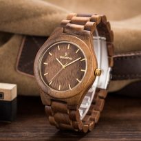 Montre en bois : avantages et inconvénients